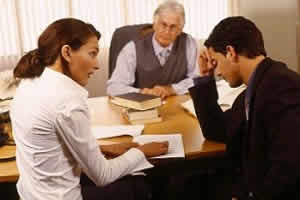 Busco un abogado para mi divorcio en Perú